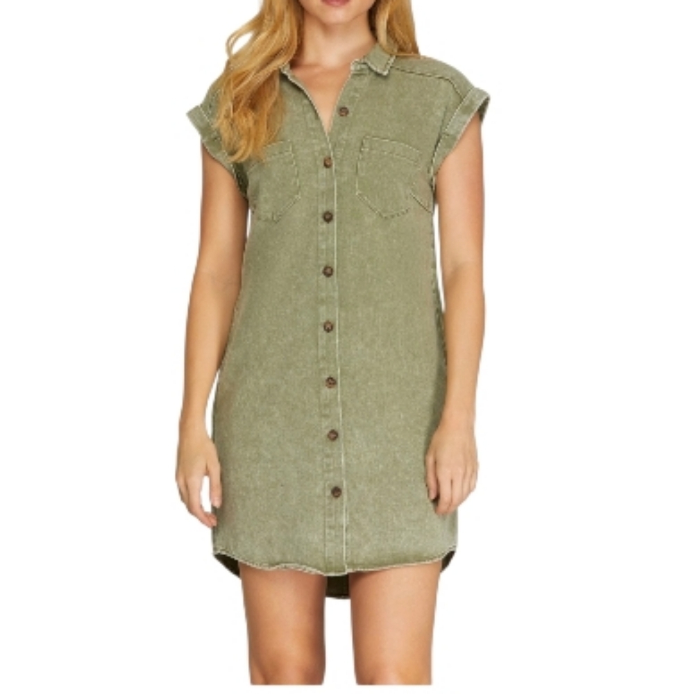 Zilcremo. Olive Green Button-Up Denim Dress. Size Medium. NWT.